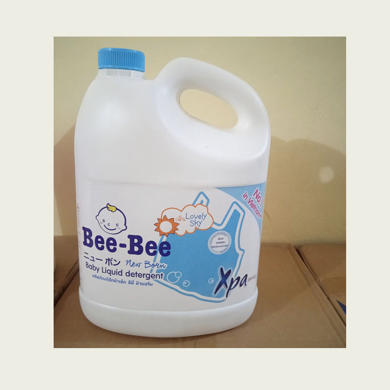 Nước Giặt Quần Áo Trẻ Em Bee Bee Xanh